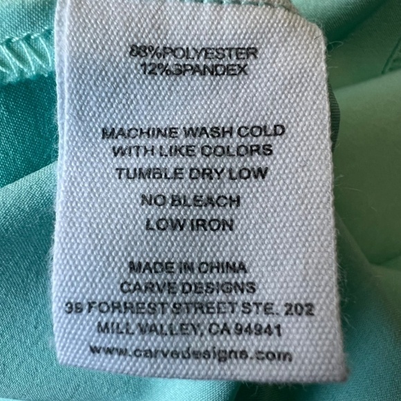 Carve Designs roll-up and snap sleeves, tie front lightweight top - Picture 11 of 11